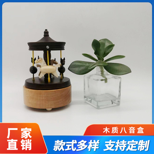 Wooden Music Box Ornament Exquisite Classical Carved Craftsmanship Hand-cranked Fine Gift Music Box Wholesale