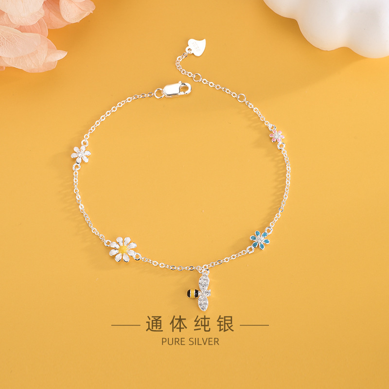 S925 plata verano nuevo estilo pequeña margarita brazalete de abeja pequeña flor fresca linda joyería de mano