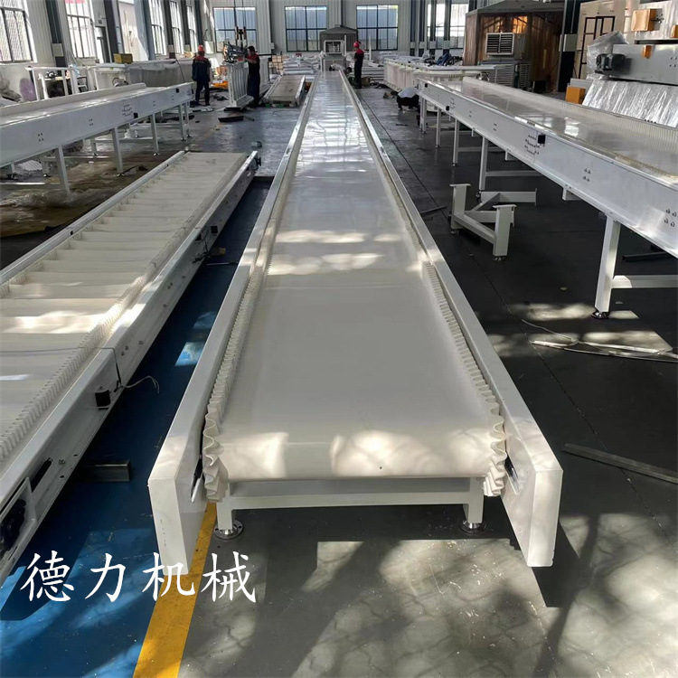 多条皮带输送机绿色皮带输送机组装流水线工装板输送机输送带