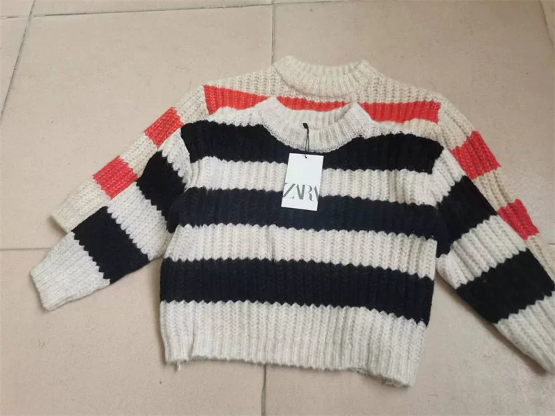 First-hand supply ~ Foreign trade original girls' striped sweaters, medium and large children's versatile fashionable ZAR pullover sweaters