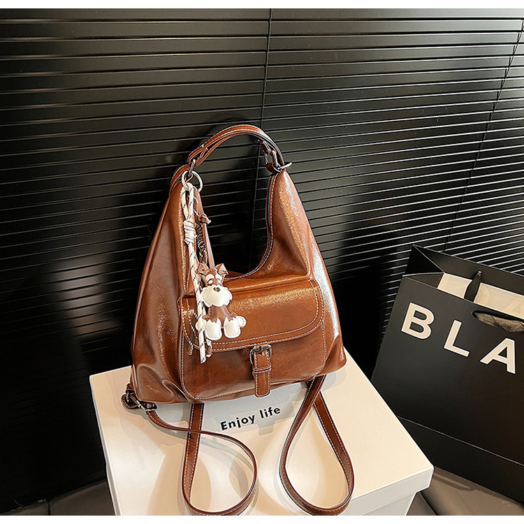 Mochila retro europea y americana 2024 invierno nuevo estilo de moda bolso de mujer Meilade estilo universal bolso de mujer de gran capacidad