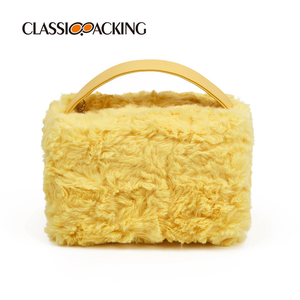 Bolso de almacenamiento al por mayor de fábrica Bolso de mujer de tendencia de moda de gran capacidad Bolso cosmético de material de felpa multifuncional