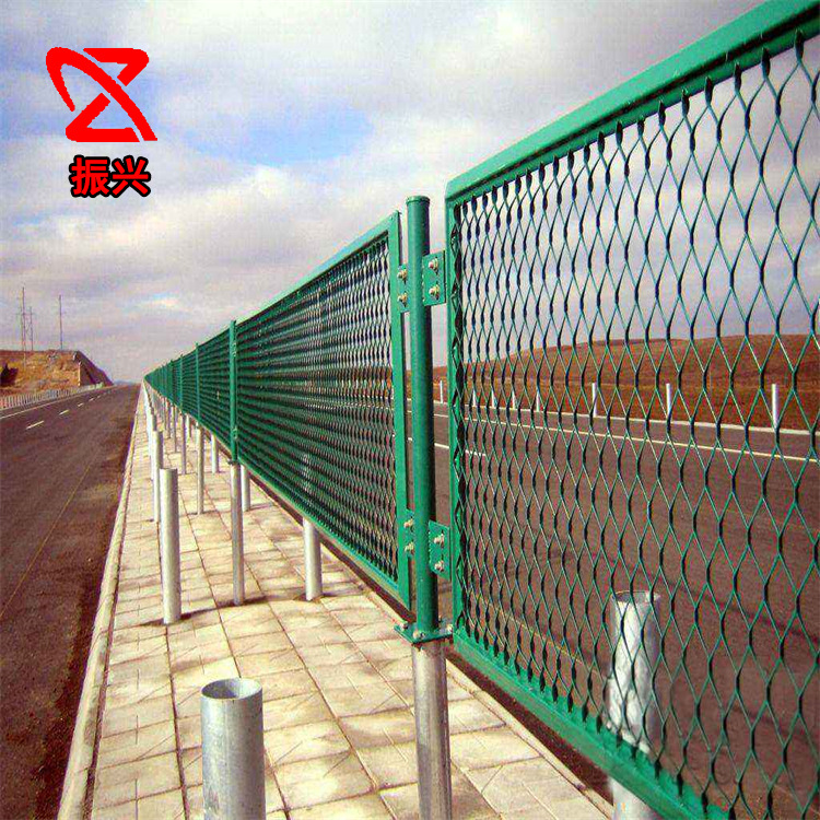 草绿高速公路防眩晕护栏网厂家供应安全防抛防眩目护栏网防护网