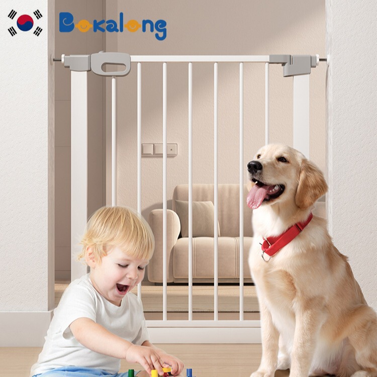 Source Factory Kids Safety Gate Guardrail Indoor Stairway Baby Safety Pet Gate Fence Isolation