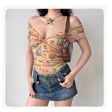 2025新款v领短袖T恤女夏季修身内搭甜辣妹短款打底上衣