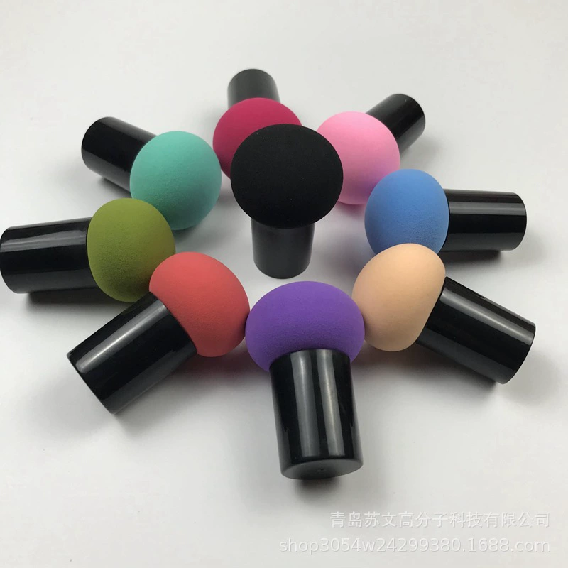 Foundation, seal, cosmetic sponge