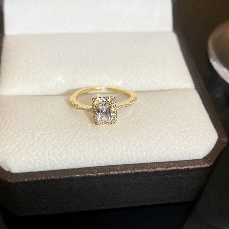 П fashionable ring with zircon?