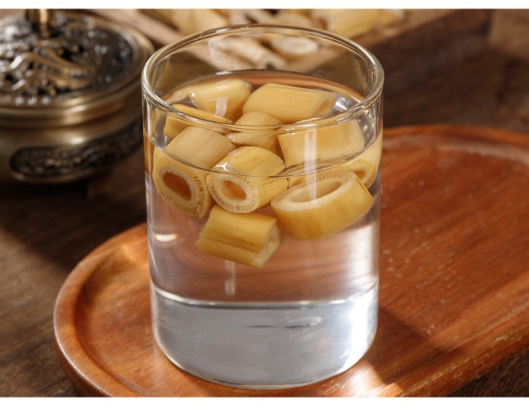 Dried Reed Rhizome Lu Gen 500g Wild Harvested Reed Root for Herbal Tea and Decoction in use