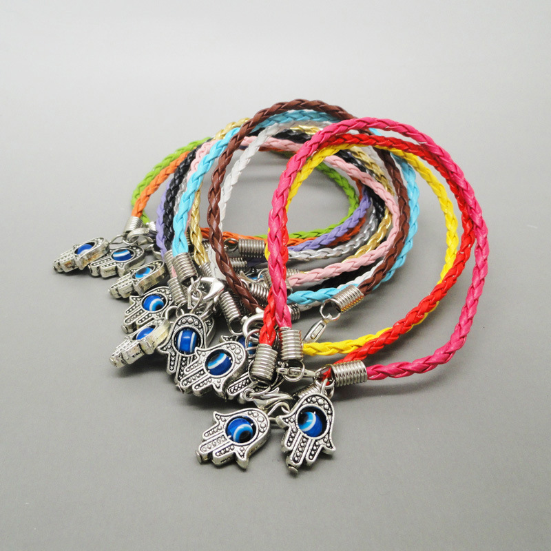Hamsa Bracelet Hot Sale Simple Fatima Hand Pendant Bracelet Jewish Lucky Jewelry Spot Wholesale