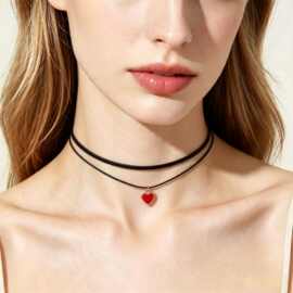 复古双层黑绳 choker 项链正红色哑光爱心吊坠小众温柔锁骨链日常