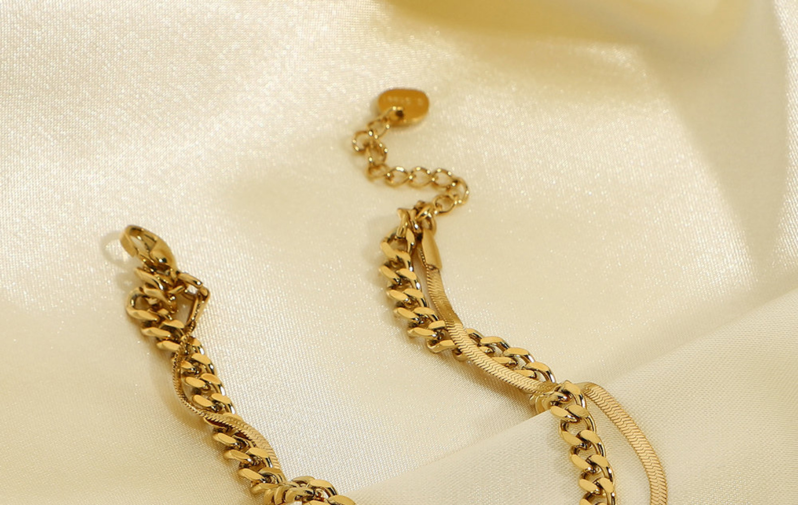 fashion doublelayer flat snake chain stainless steel braceletpicture2