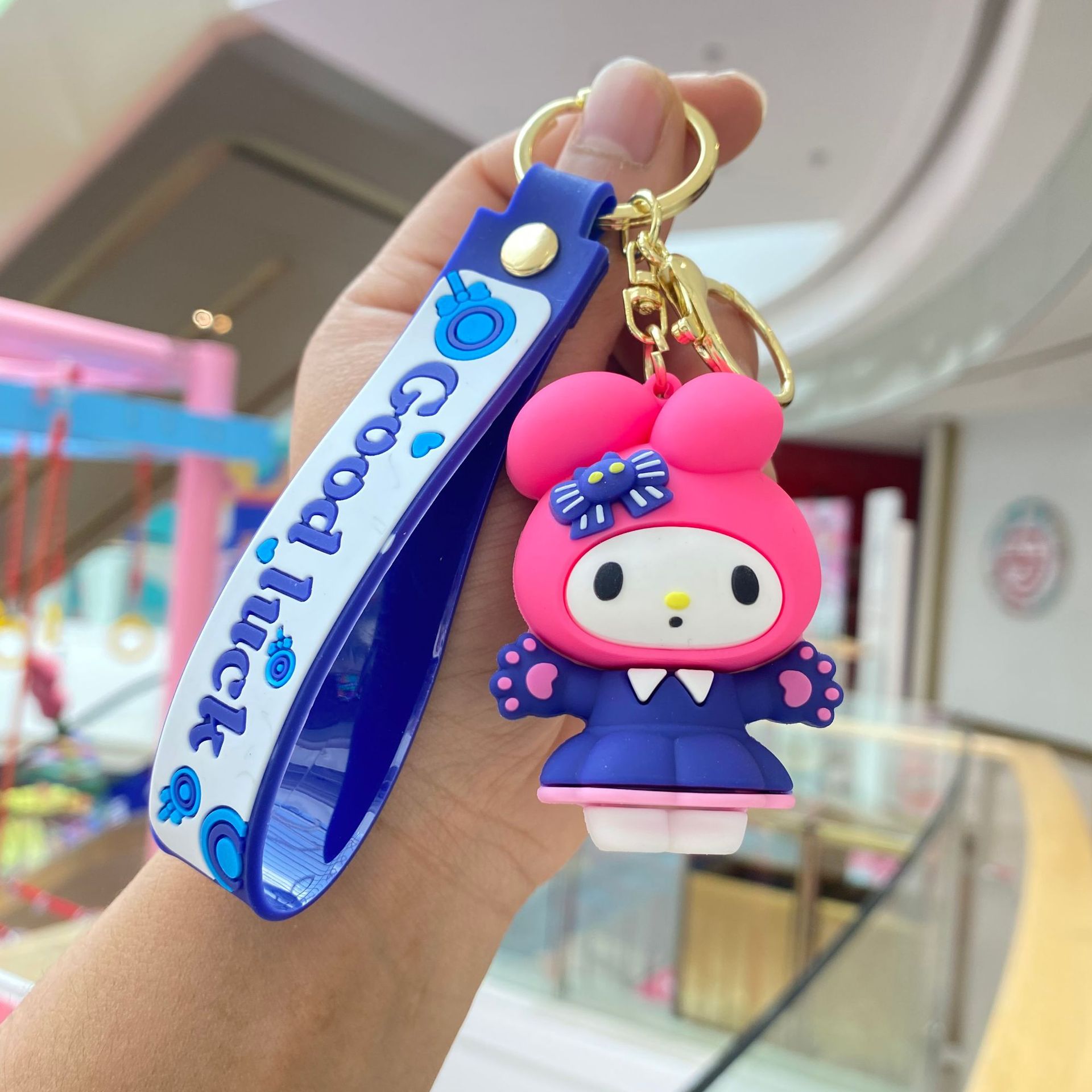 Creativo de dibujos animados Sanrio familia llavero Liga traviesa llavero coche llavero colgante regalo al por mayor