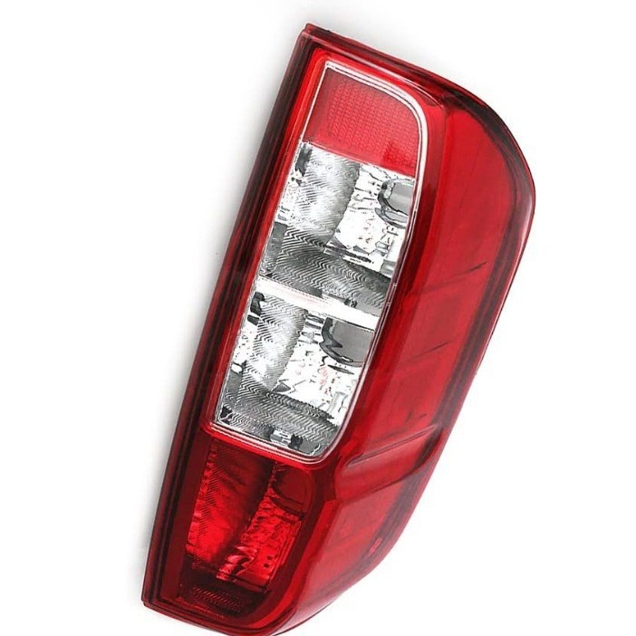 Aplicable a la luz de freno trasera de Nissan Picana NAVARA 09 D40 Luz de dirección