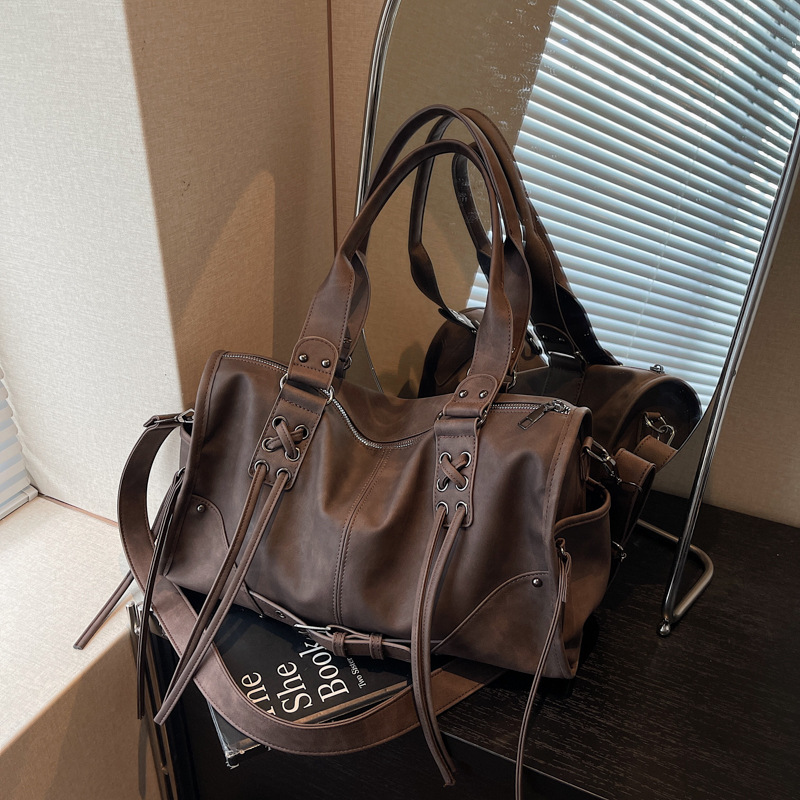 Large-Capacity Tote Bag for Women, Retro Soft Leather, 2026 Spring and Summer New Style, Versatile Handbag, Commuter Bag, Shoulder Bag, Leather Goods