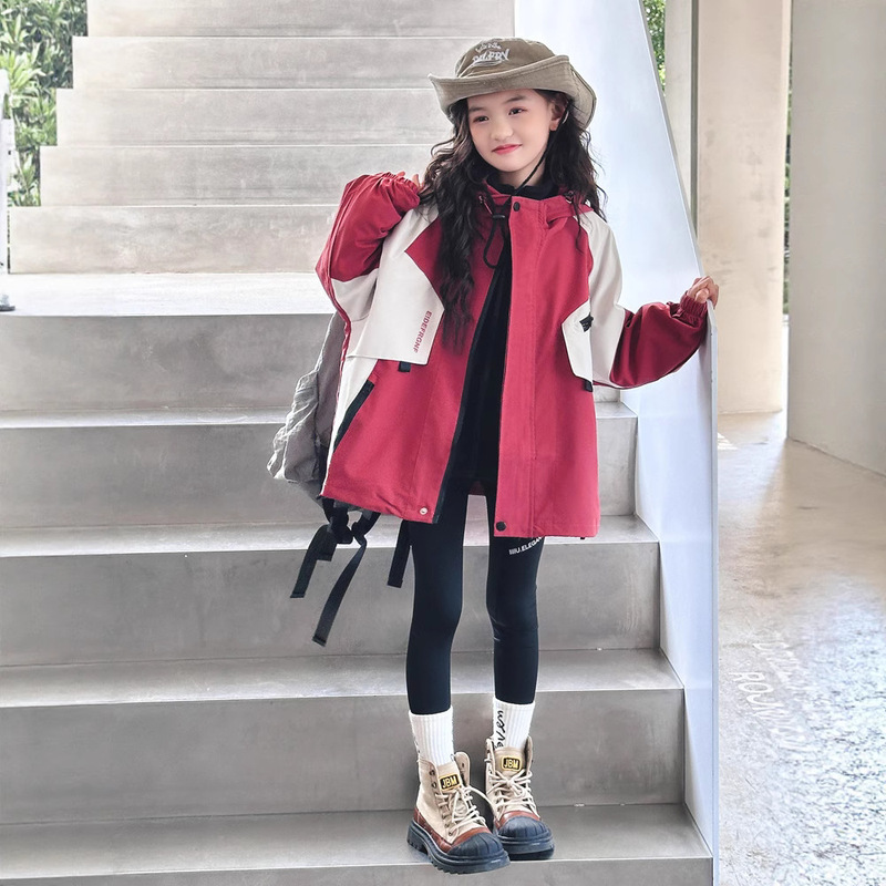 Children's Super Nice Jackets Girls, Medium, Large Children's Three-In-One Windproof Waterproof Jackets 2025 New Outdoor