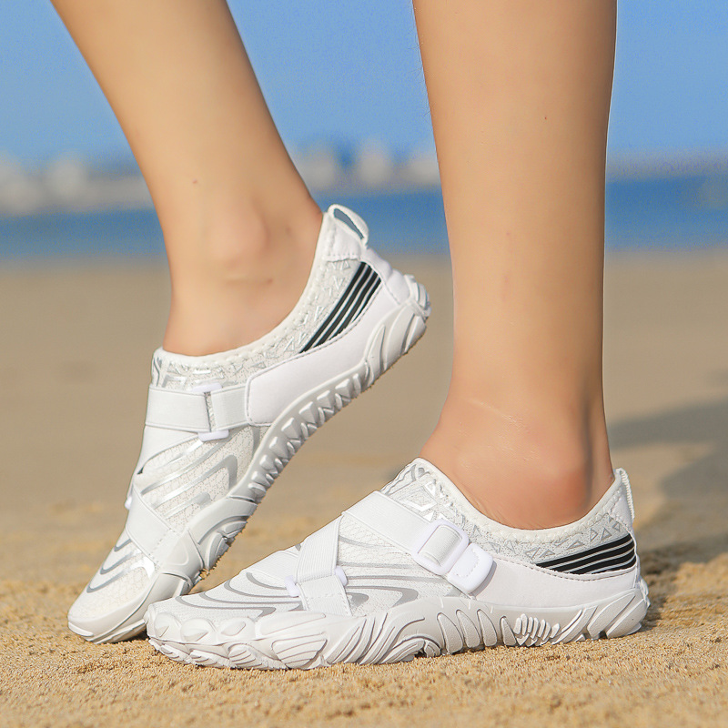 Nuevos zapatos de retroceso al aire libre, zapatos de playa transpirables, zapatos de natación de snorkel antideslizante, zapatos de montaña para hombres y mujeres
