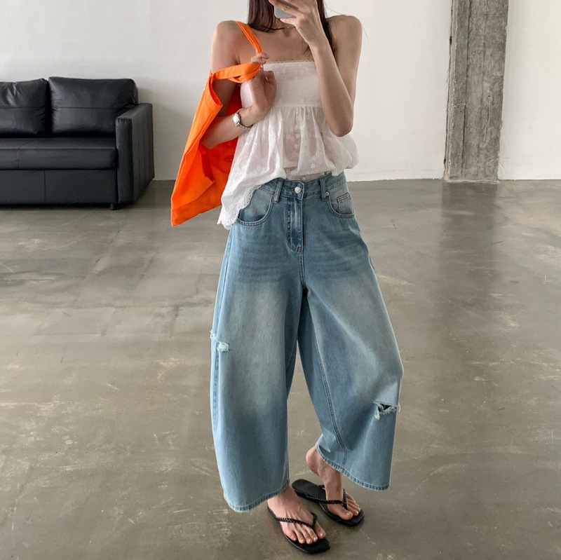 Summer Thin Material Top European Style Guangzhou Thirteen Lines Ripped Cropped Balloon Pants with Adjustable Back Waistband Jeans 61803