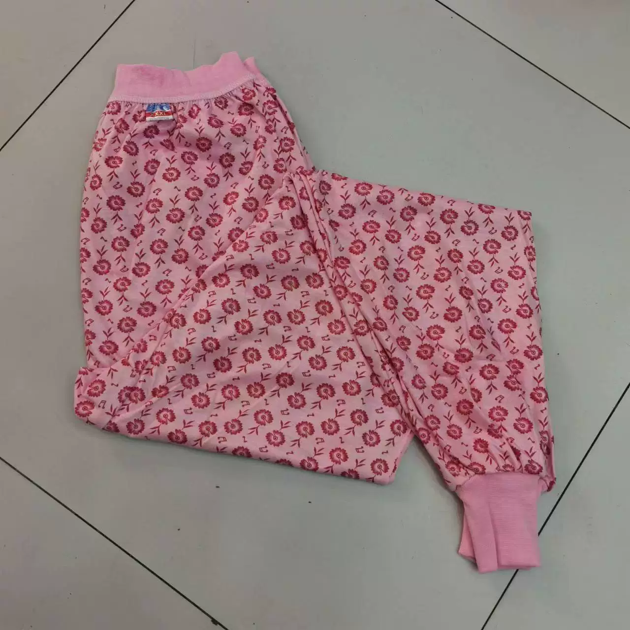 Осенние брюки для женщин среднего и пожилого возраста полиэстер хлопок, удобрение для мамы свободные хлопчатобумажные брюки теплые брюки с принтом трусы осенью и зимой