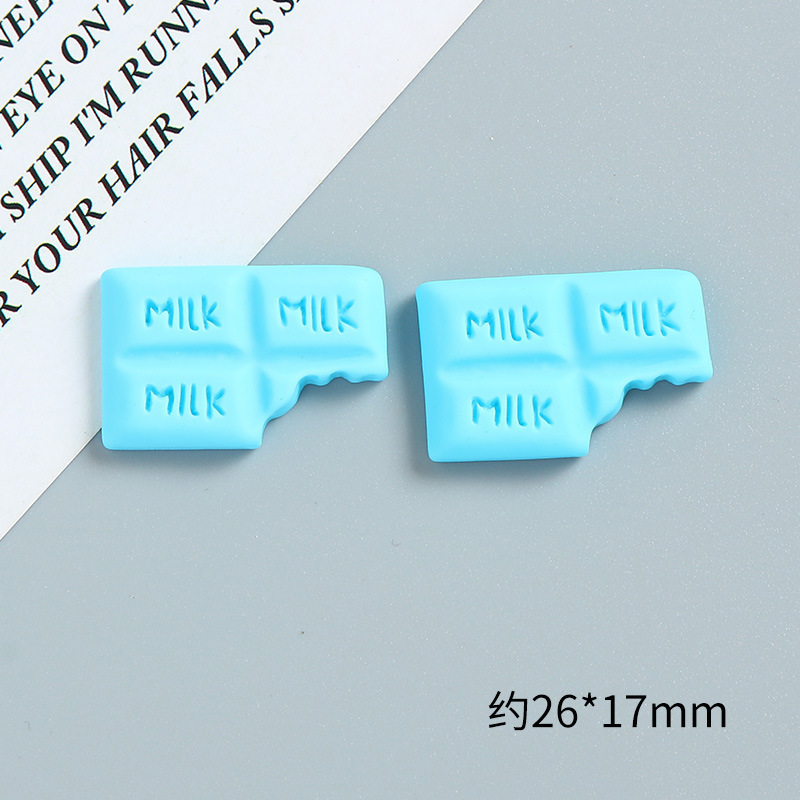 MLIKはチョコレート樹脂の部品をシミュレーションして食べて遊んでいます。|undefined