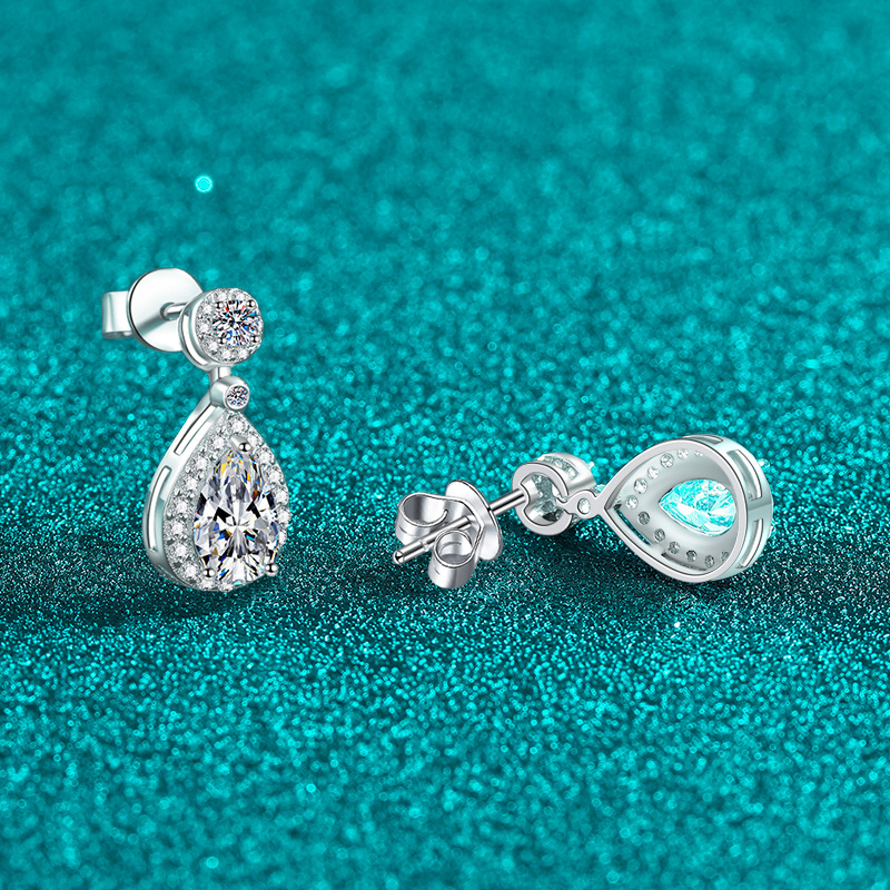 Argolas em prata de lei com moissanite d e design de gota_voghion.com