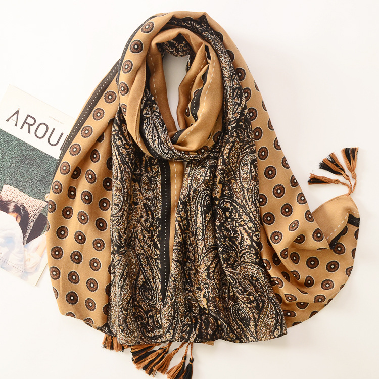 Estilo retro satén algodón anacardo color a juego algodón lino sensación bufanda larga borla moda Otoño e Invierno cálido chal decorativo para las mujeres