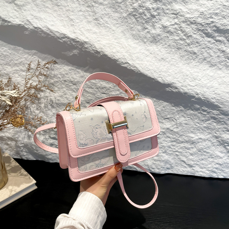 2024 otoño nuevo estilo coreano este año popular mariposa de hombro pequeño bolso hermoso nicho de diseño bolso de mano