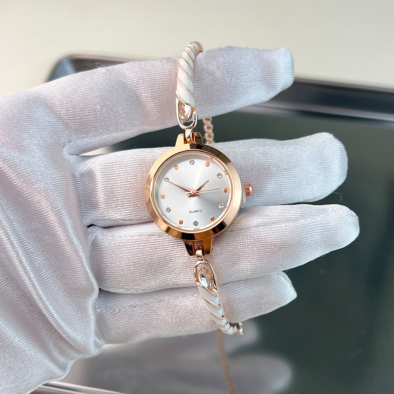 Nuovo orologio da donna con regolazione gratuita del braccialetto sottile al quarzo a goccia d'olio_voghion.com