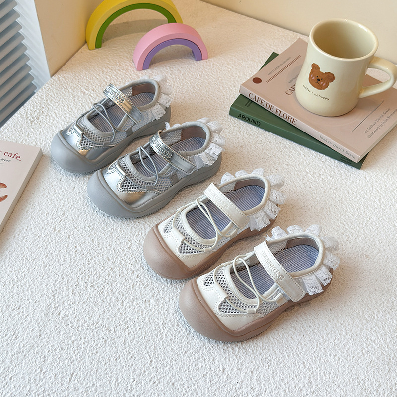 Sandálias deportivas para niñas 2025 verano nuevo niño de malla encaje zapatos casuales para niñas zapatos de malla transpirables image 3