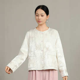 新中式重工刺绣国风薄棉外套女2026秋冬新款人丝缎面复古盘扣棉衣