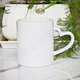 源头工厂心把白色马克杯可印logo文字图片广告陶瓷杯礼品杯情侣杯