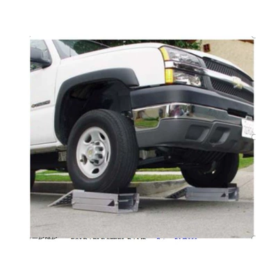 off Iron Bridge Ramps, Barrier-Free – Car jack