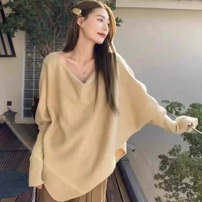 慵懒风V领针织衫毛衣外套2025春秋新款不规则设计感蝙蝠袖女上衣|undefined