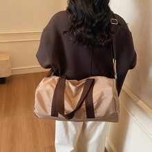 �¿��\�ӽ�����Ů����ɝ���x��;�������������ˮ��Ӿ�٤��