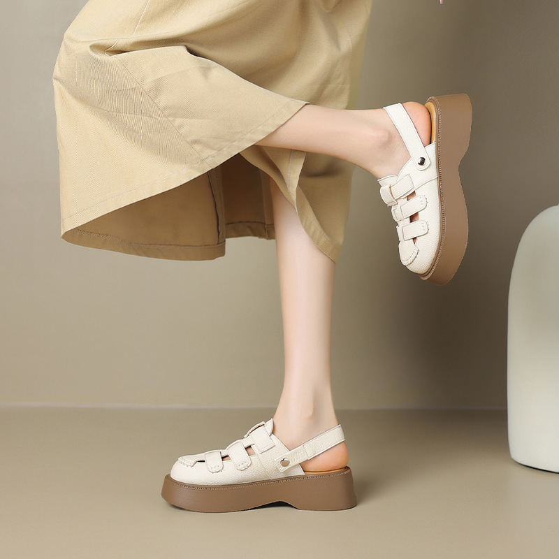 Sandalias romanas de león antiguo para mujeres 2026 nueva primavera dos vestir una parte gruesa con una falda para usar zapatillas