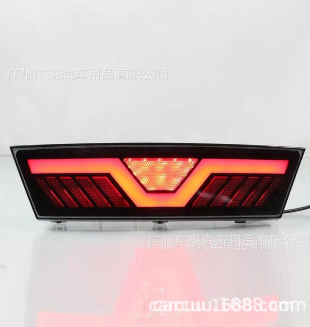 Aplicable a la luz antiniebla trasera Tesla Model y luz de piloto luz de freno luz de advertencia de la luz del parachoques trasero Tesla