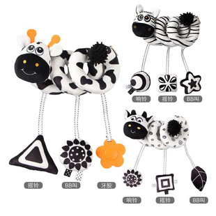 Newborn Soothing cartoon animal bed around baby black and white bed hanging car rattle toy