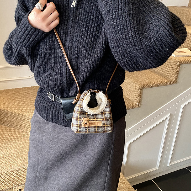 Bonito oso de peluche niñas bolso de mochila exquisito mini bolso de bebé a cuadros 2025 nuevo bolso para niños