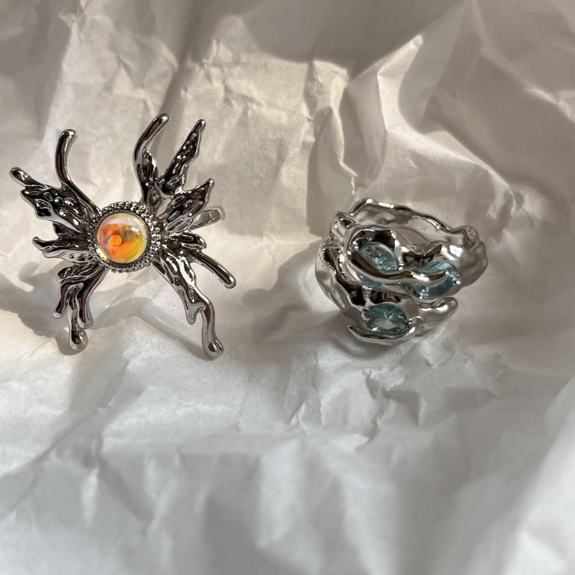 Vintage Style Geometric Spider Alloy Inlay Artificial Gemstones Open Ring