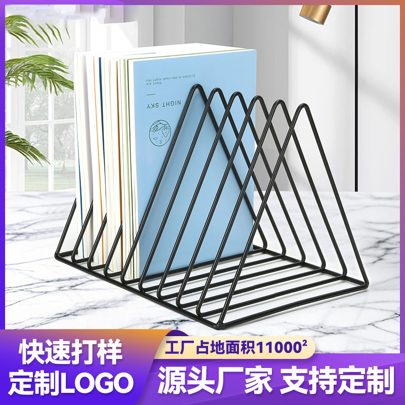 Soporte triangular para libros de hierro forjado, estantería pequeña de escritorio, almacenamiento de libros para estudiantes, decoración de escritorio de oficina, soporte para libros creativo y sencillo image 3