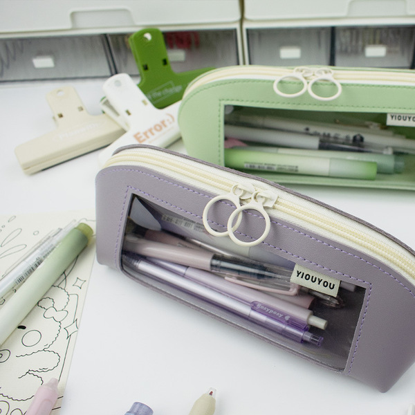 Capacious pencil case