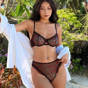 Underwear Women's Big Chest Small Love Printed Sexy Ultra-thin Lace Top Anti-sagging Bra Set Summer Thin