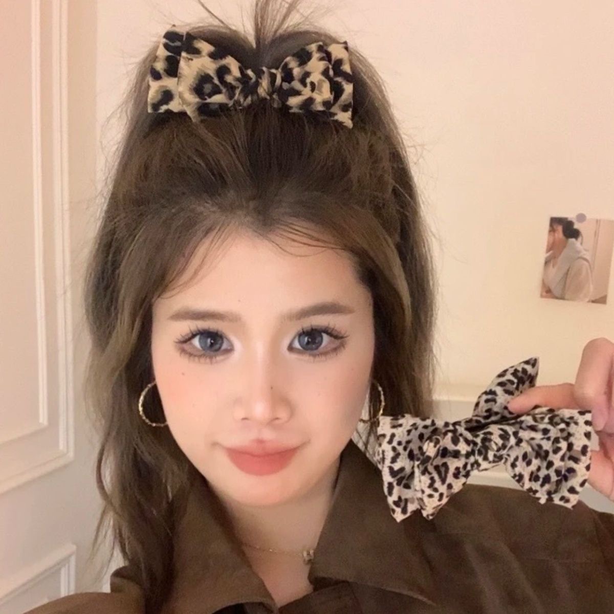 고급 레오파드 보우 볼 헤드 그랩 클립 여성용 기질 고정 높은 포니 테일 헤어핀 2025 새로운 상어 클립