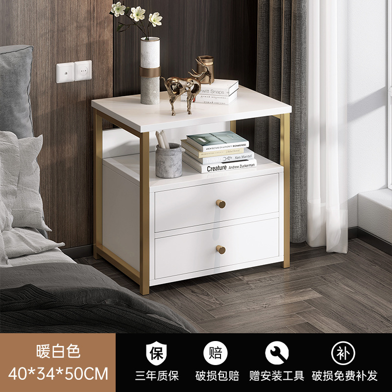 Mesa de cabezal de cama pequeña creativa dormitorio doméstico 2025 explosión de almacenamiento multifuncional de lujo ligero de alta calidad simple estante de almacenamiento