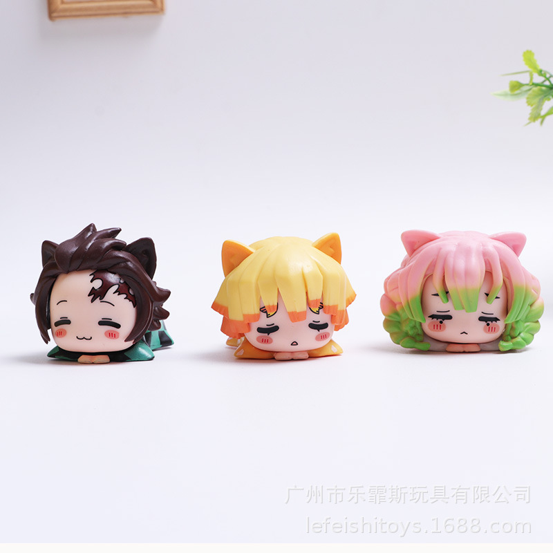 6種類の腹ばいになっているフィギュアアニメアニメ|undefined