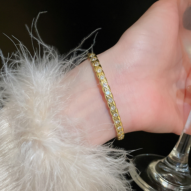 26 # Pulsera-Oro-Diamante (oro real chapado)