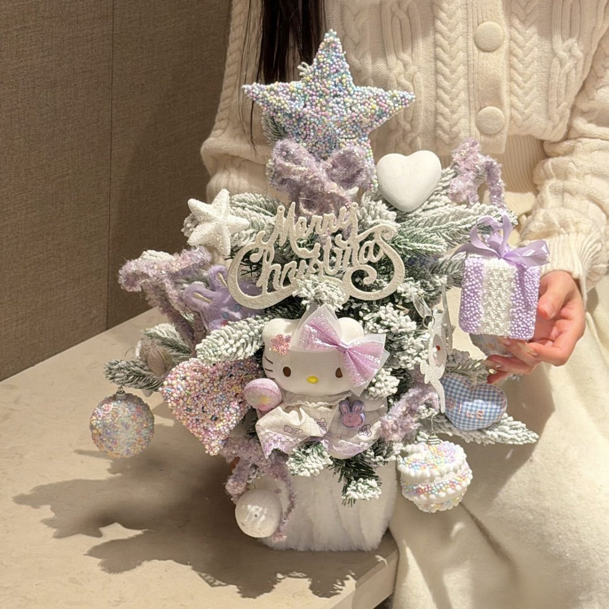 재료 키트: 타로 퍼플 키티 크리스마스 트리 (완성품 전체 높이 약 45cm)