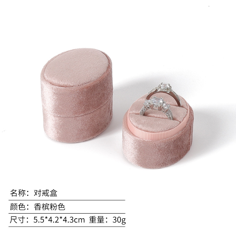 Mini Caja de Joyas Ovalada de Franela para Anillos y Parejas