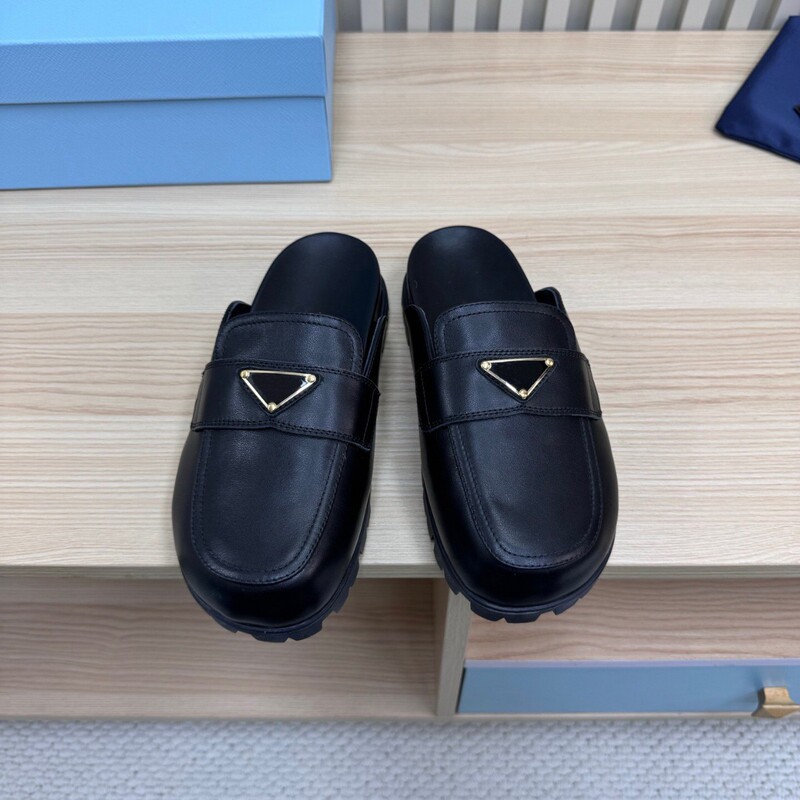 真皮厚底勃肯鞋平底半拖女外穿包头拖鞋P家三角标2025新款穆勒鞋|undefined