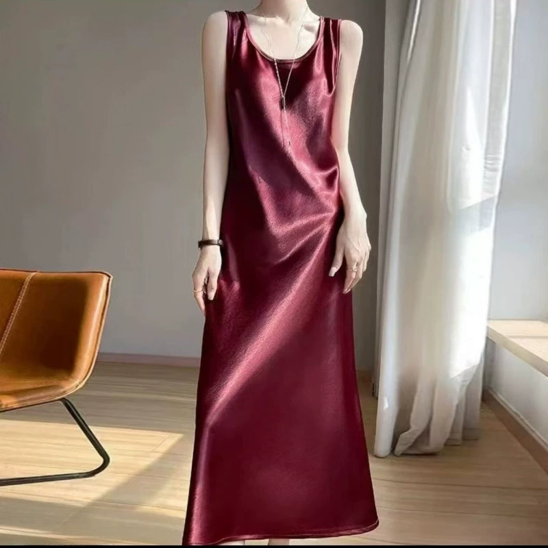 Новое атласное платье в китайском стиле 2025 года, длинное, на бретелях, из ацетата, стройнящее, без рукавов, цельное, прямое, прямая продажа.