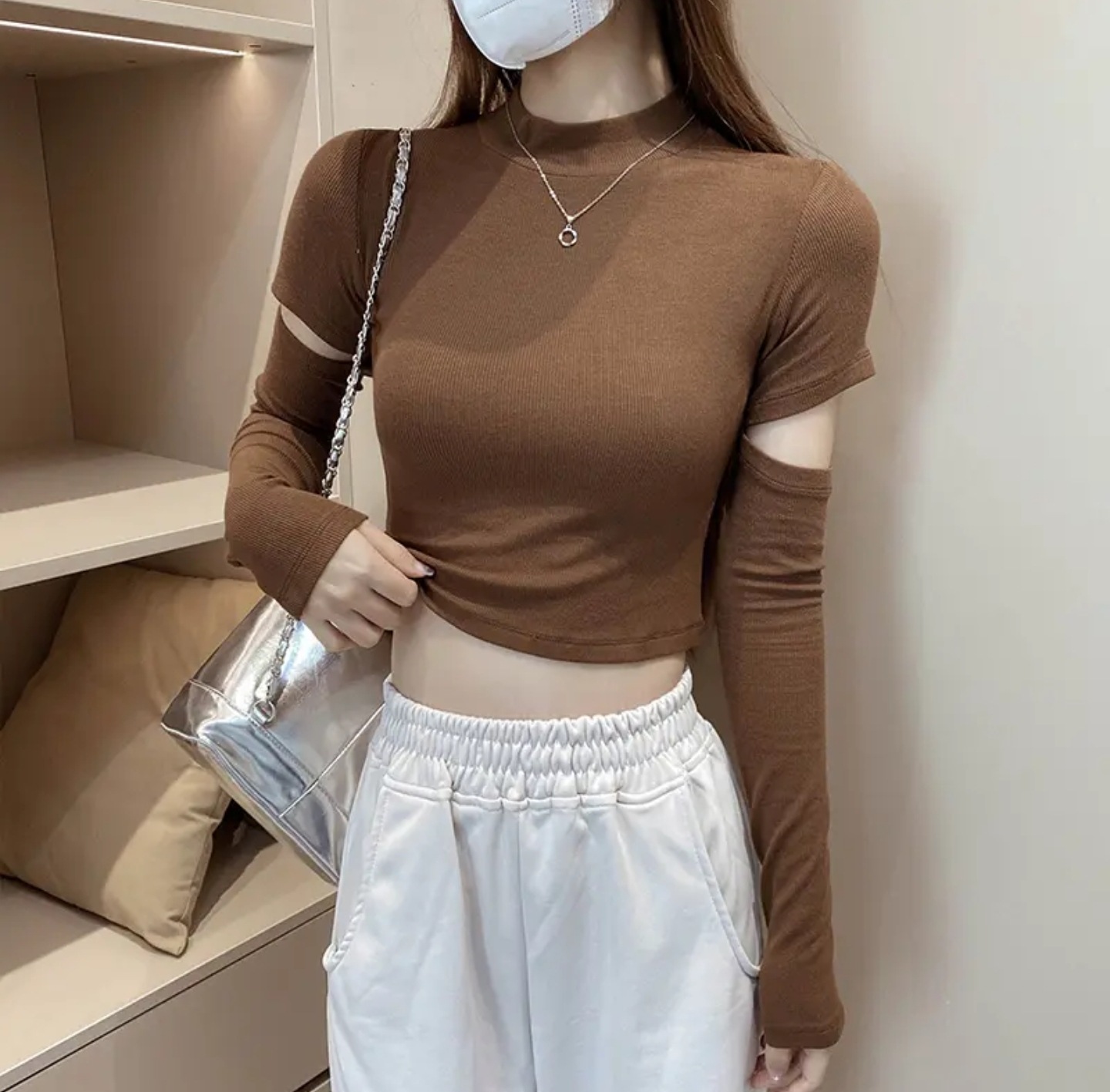 브라운 [배럴 노출, 팔 노출]